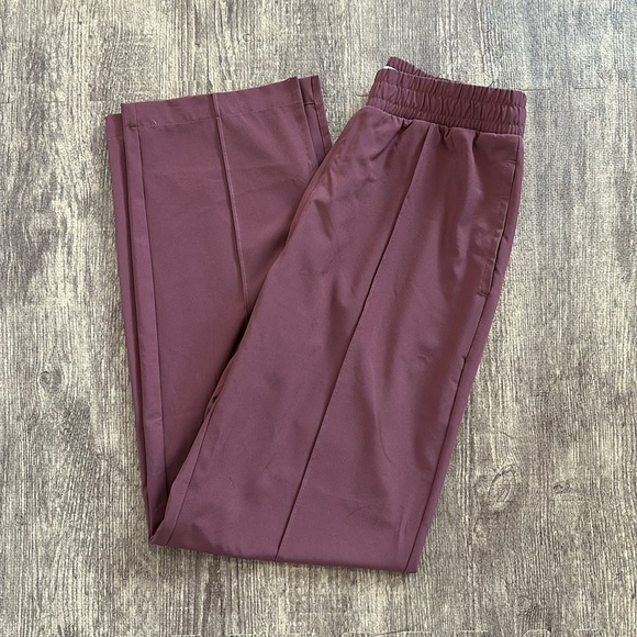 Abercrombie & Fitch Traveler Track Pants NWT SMALL - Picture 2 of 3